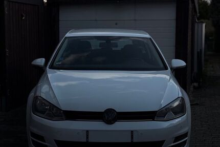 VW Golf 145.300 km 7.850 &euro; Neukirchen-Vluyn 47506