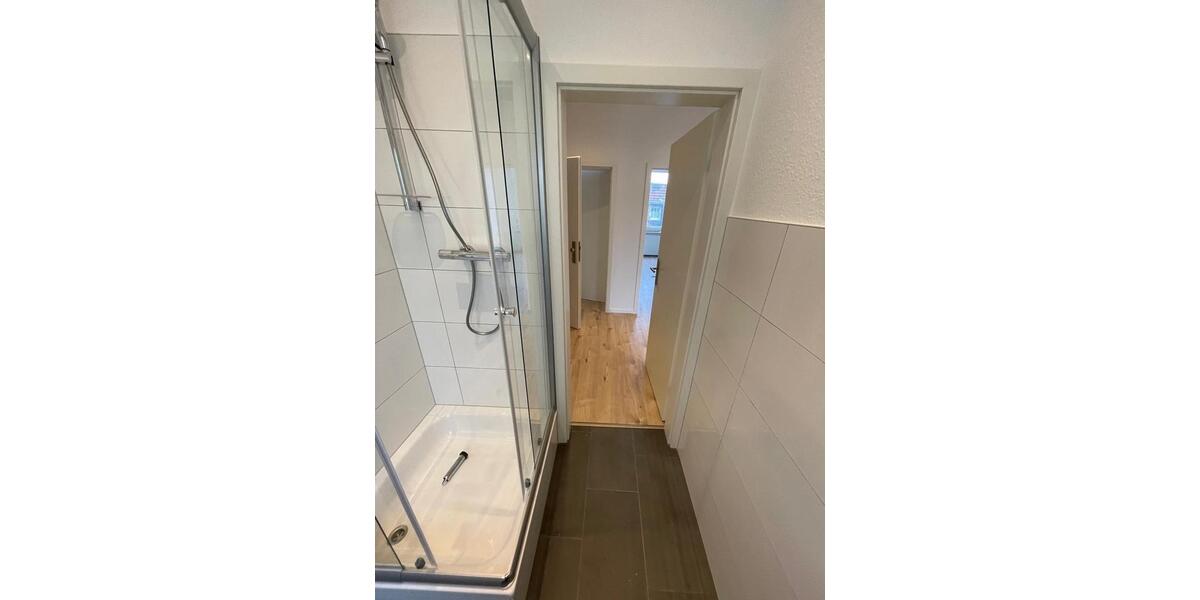 Etagenwohnung Krefeld Cracau - 2 Zimmer, 40 m&sup2;, 560&euro; | Angebot:25479735