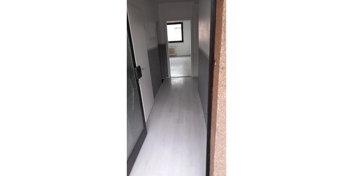 Etagenwohnung Mülheim an der Ruhr - 6 Zimmer, 540&euro; | Angebot:22251265