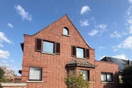 Haus Duisburg Rheinhausen - 7.5 Zimmer, 186 m&sup2;, 550.000&euro; | Angebot:26921852