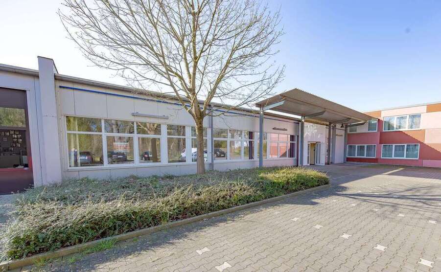 Büro in Dorsten 1.530 € 316 m²