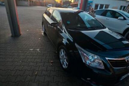 Toyota Avensis 266.000 km 5.100 &euro; Gelsenkirchen 45888