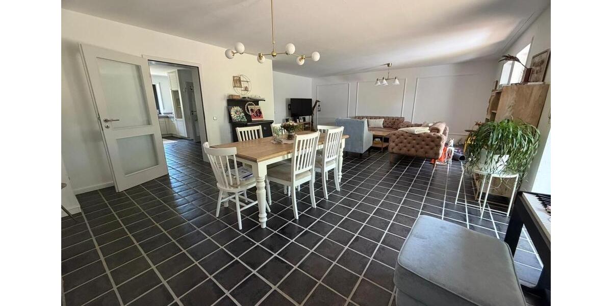 Reihenhaus Neuss Furth-Mitte - 4 Zimmer, 150 m&sup2;, 590.000&euro; | Angebot:27059284