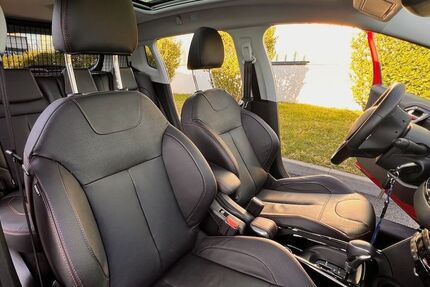Peugeot 2008 37.500 km 12.950 &euro; Düsseldorf 40625