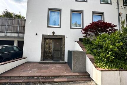 Haus Velbert Velbert-Mitte - 6 Zimmer, 171 m&sup2;, 600.000&euro; | Angebot:27030686
