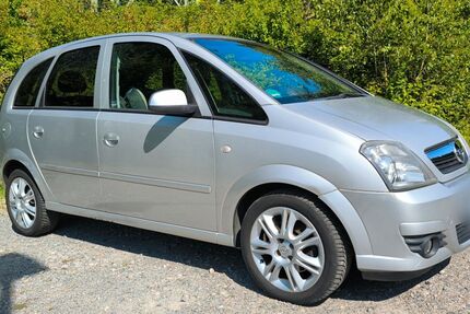 Opel Meriva 110.000 km 3.500 € Essen 45359