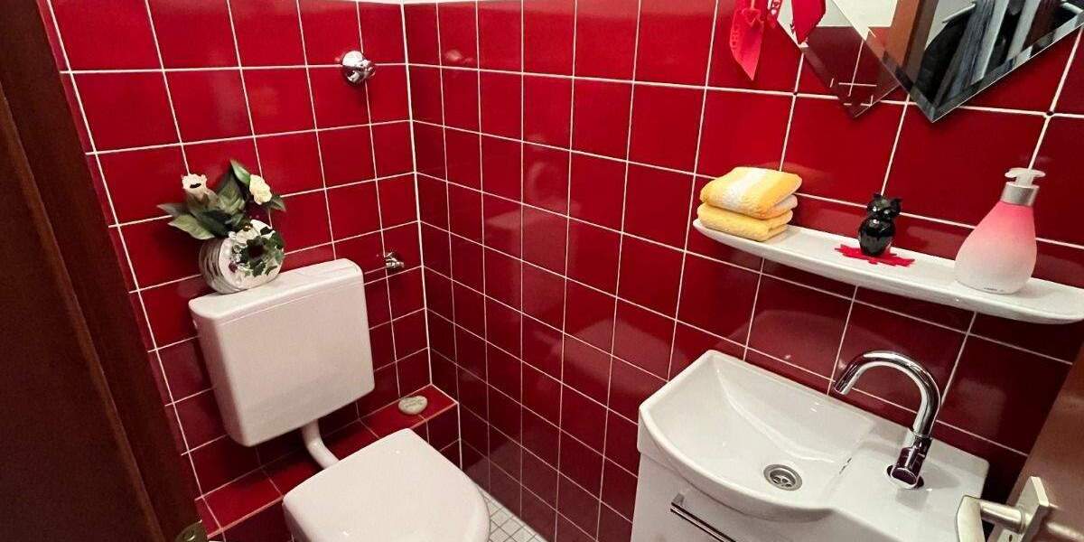 Etagenwohnung Duisburg Bergheim - 3 Zimmer, 81 m&sup2;, 175.000&euro; | Angebot:25746767