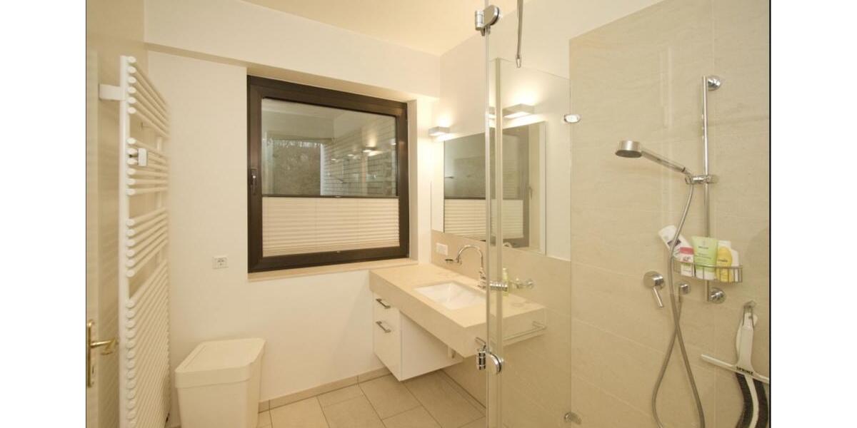 Maisonettenwohnung Düsseldorf Düsseltal - 4 Zimmer, 170 m&sup2;, 930.000&euro; | Angebot:26414875