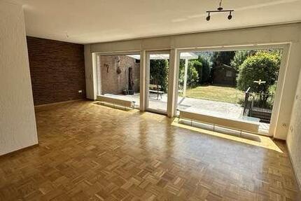 Haus Meerbusch Kierst - 5 Zimmer, 135 m&sup2;, 1.810&euro; | Angebot:25223883