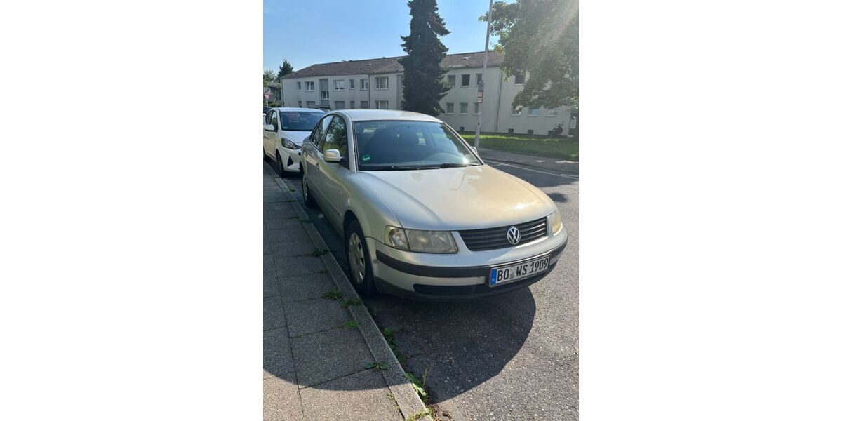 VW Passat 157.000 km 999 &euro; Mülheim 45472