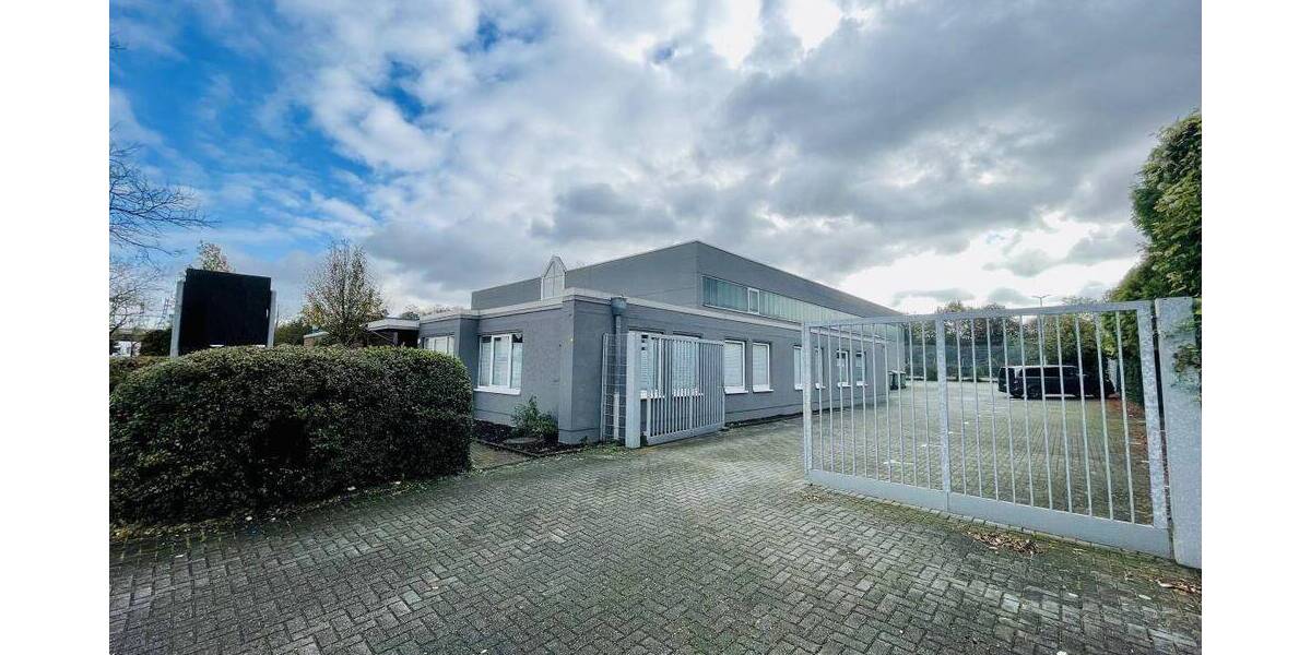 Modernisierte Halle mit Außenfläche | Sozialbereiche vorhanden | 2 Sektionaltore zimmer