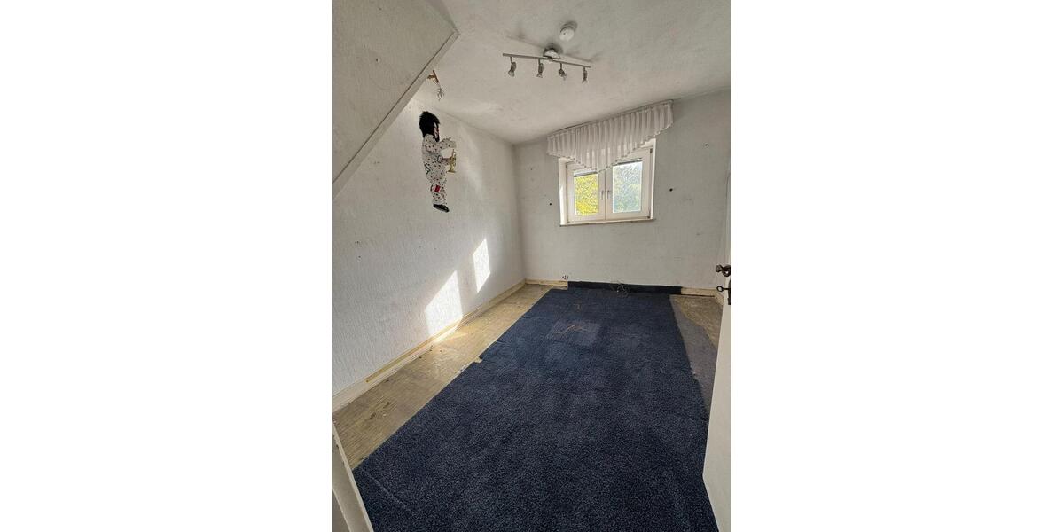 Reihenhaus Duisburg Rheinhausen - 3 Zimmer, 64 m&sup2;, 185.000&euro; | Angebot:24750086