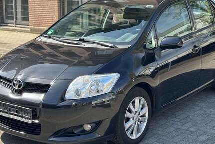 Toyota Auris 219.500 km 2.999 &euro; Mülheim an der Ruhr 45473