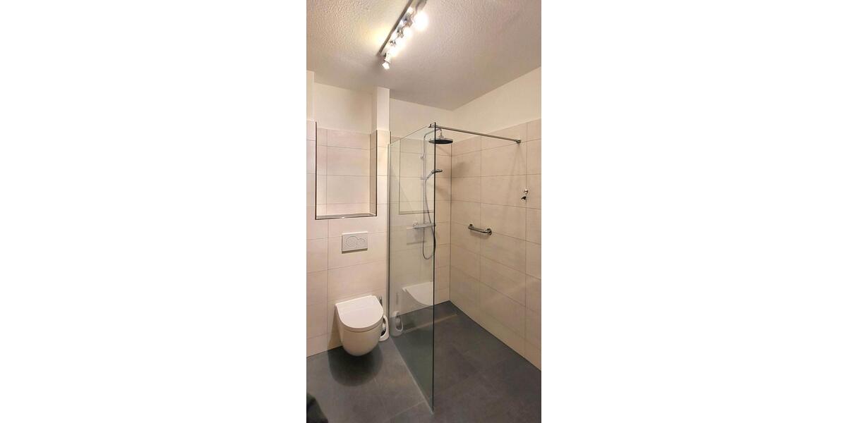 Erdgeschoßwohnung Krefeld Gellep-Stratum - 3 Zimmer, 84 m&sup2;, 785&euro; | Angebot:26359723