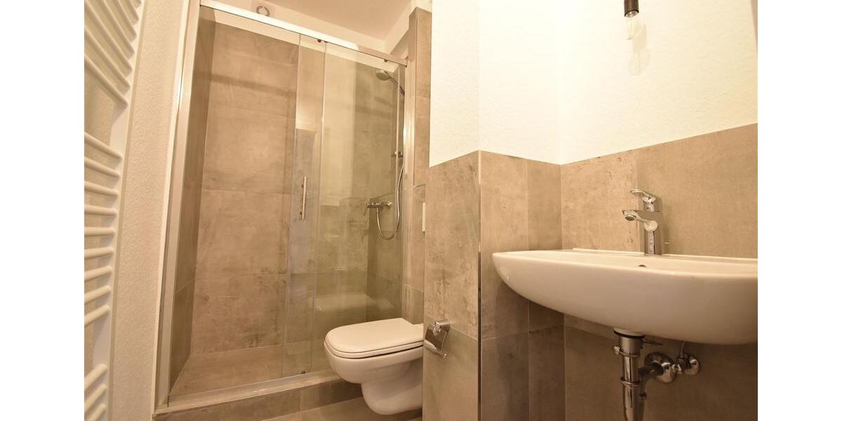 Saniert! Moderne 2-Zi-Whg mit Balkon am Beecker Marktplatz 2 zimmer