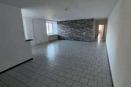 Wohnung Duisburg Friemersheim - 5 Zimmer, 156 m&sup2;, 650&euro; | Angebot:25790408