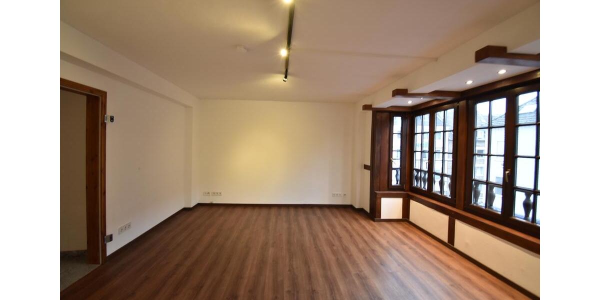 Etagenwohnung Düsseldorf - 2 Zimmer, 54 m&sup2;, 1.000&euro; | Angebot:26548233