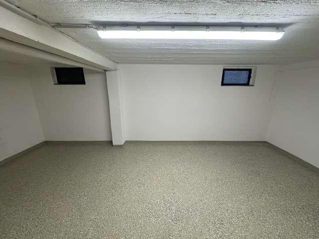 Einfamilienhaus Duisburg Huckingen - 8 Zimmer, 180 m&sup2;, 2.850&euro; | Angebot:26461517