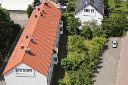 Mehrfamilienhaus 8 Wohnungen 5 Garagen zimmer