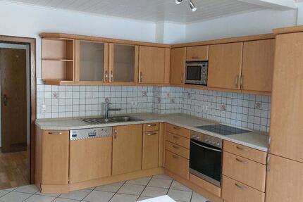 2 Zimmer Wohnung mit Einbauküche zimmer