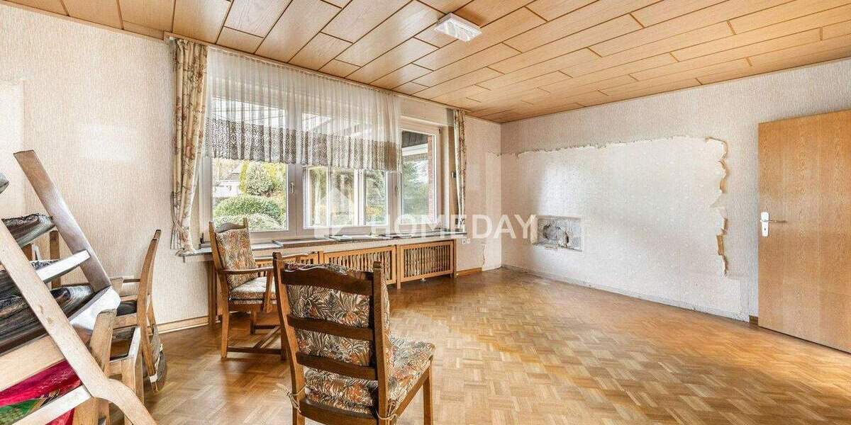 Einfamilienhaus Dinslaken Hiesfeld - 7 Zimmer, 220 m&sup2;, 499.000&euro; | Angebot:25289458