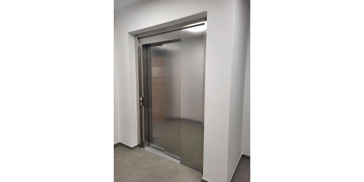 NEUBAU - barrierefreie Penthouse-Wohnung mit traumhafter Terrasse 3 zimmer