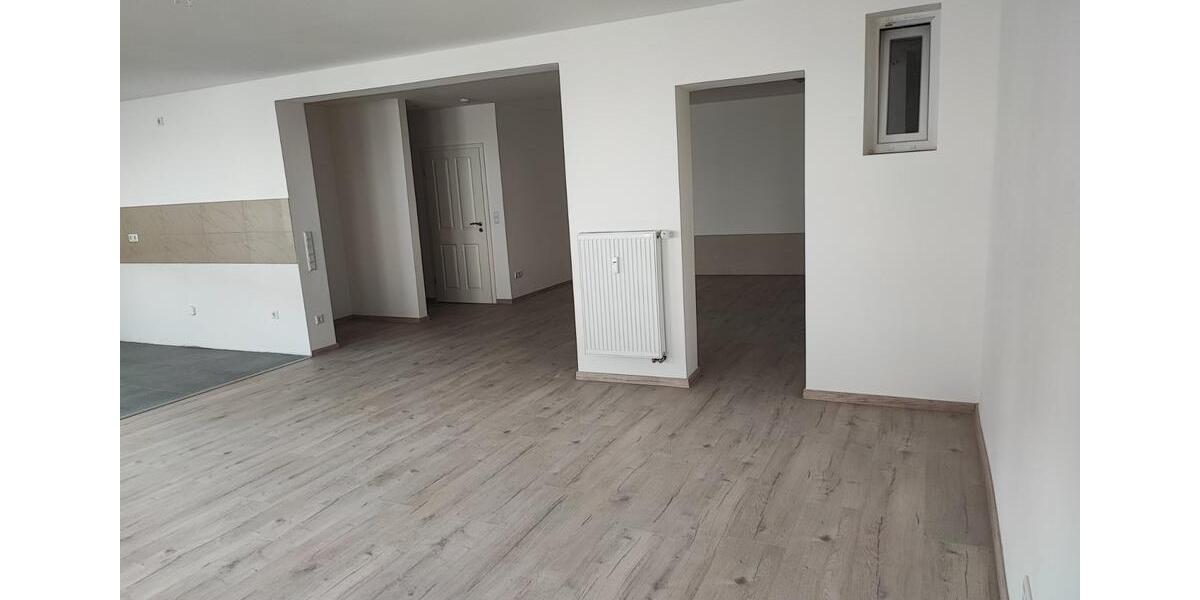 Etagenwohnung Krefeld Cracau - 3 Zimmer, 126 m&sup2;, 1.008&euro; | Angebot:25381668