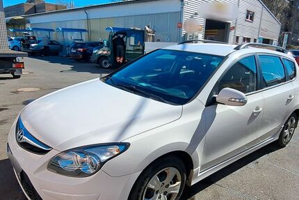 Hyundai i30 208.000 km 4.350 € Essen 45130