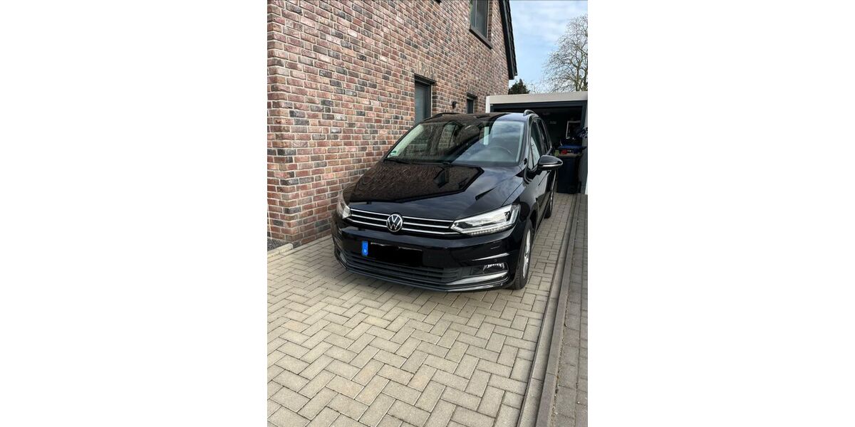 VW Touran 119.000 km 22.490 &euro; Kerken 47647