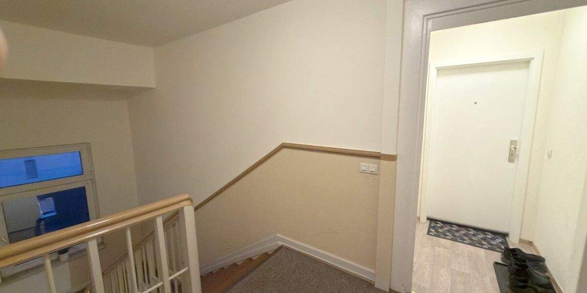 Etagenwohnung Oberhausen Altstadt-Mitte - 3 Zimmer, 113 m&sup2;, 945&euro; | Angebot:25250361