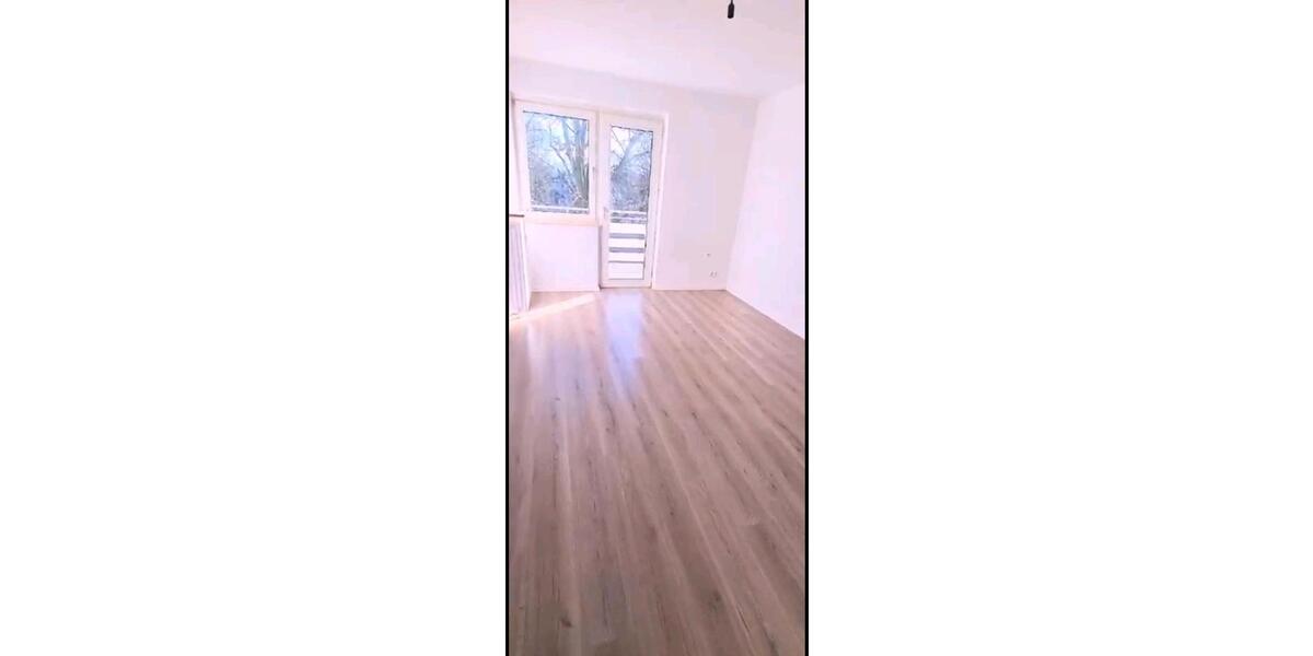 Etagenwohnung Duisburg Mittelmeiderich - 3 Zimmer, 52 m&sup2;, 619&euro; | Angebot:26322706