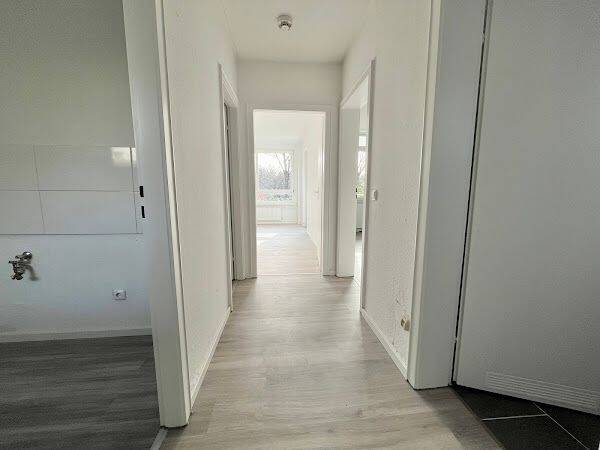 Schöne 2-Zimmer-Wohnung mit Balkon! 2 zimmer