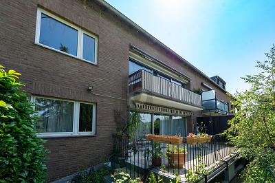 ATTRAKTIVE GELEGENHEIT MIT 4 WOHNEINHEITEN 9 zimmer