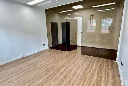 Büro in Düsseldorf 1.150 € 92 m²