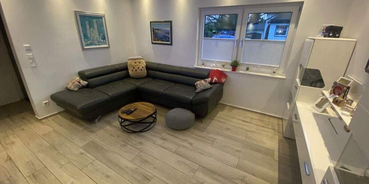 Doppelhaushälfte Duisburg Huckingen - 7 Zimmer, 120 m&sup2;, 629.000&euro; | Angebot:25087157