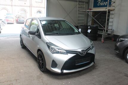 Toyota Yaris 69.312 km 9.999 € Bochum 44867