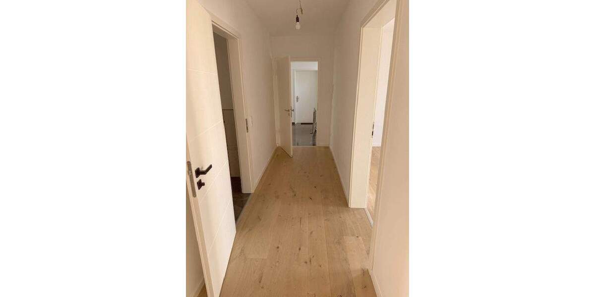 Etagenwohnung Kaarst Vorst - 3 Zimmer, 138 m&sup2;, 2.070&euro; | Angebot:25738962