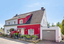 Doppelhaushälfte in grüner Stadtrandlage