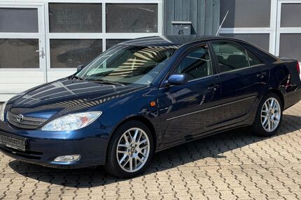 Toyota Camry 180.000 km 5.900 &euro; Mülheim an der Ruhr 45473