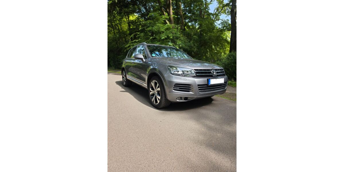 VW Touareg 81.034 km 24.700 &euro; Neuss 41466