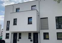 Haus zum Mieten in Düsseldorf 2.500 € 143.4 m²