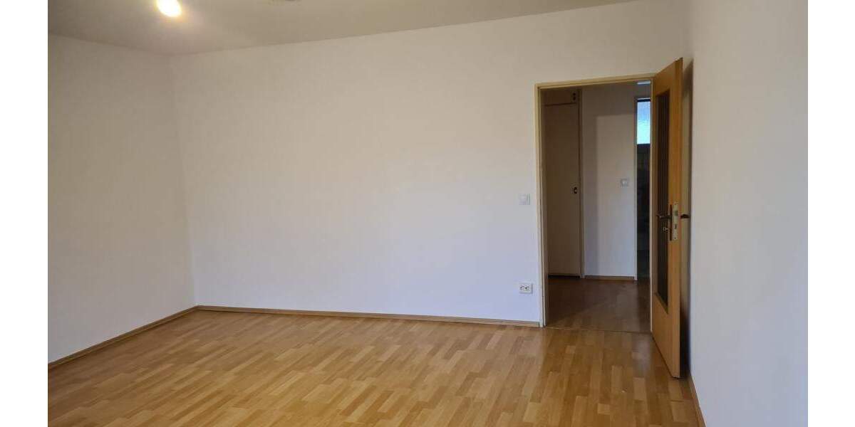 Etagenwohnung Duisburg Wanheim-Angerhausen - 2 Zimmer, 62 m&sup2;, 630&euro; | Angebot:24793186