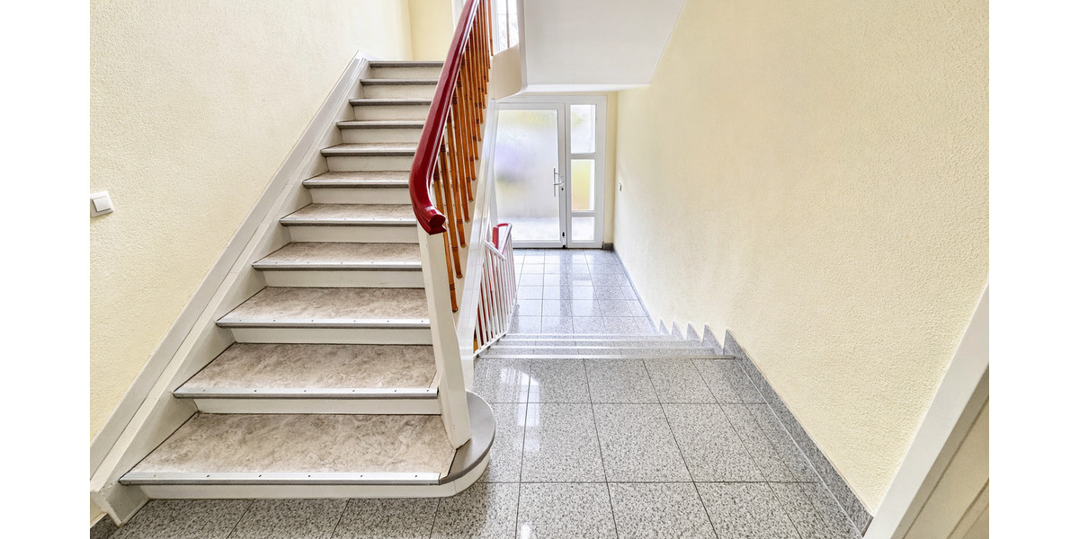 Etagenwohnung Gelsenkirchen Scholven - 4 Zimmer, 124 m&sup2;, 94.900&euro; | Angebot:25423895