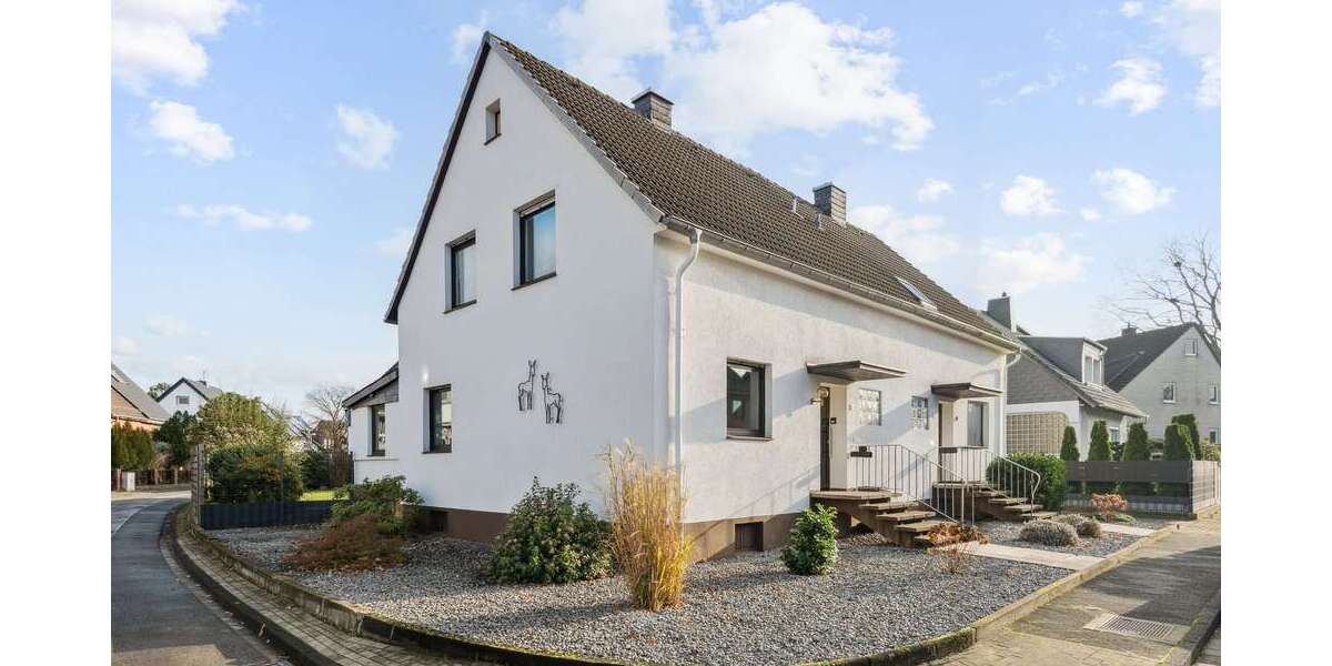 Einfamilienhaus Ratingen-Tiefenbroich Tiefenbroich - 10 Zimmer, 240 m&sup2;, 729.000&euro; | Angebot:25212022