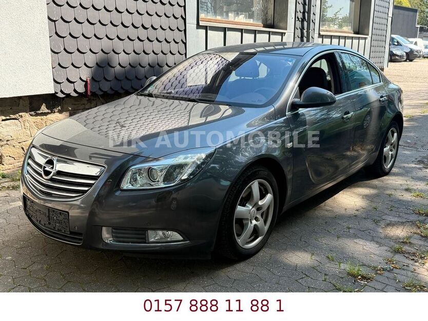 Opel Insignia 225.000 km 2.499 € Duisburg 47138