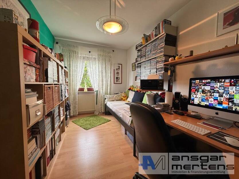 (M)EIN Familiendomizil in Neuss-Vogelsang Raumwunder auf 4 Ebenen mit Garten & Garage 6 zimmer