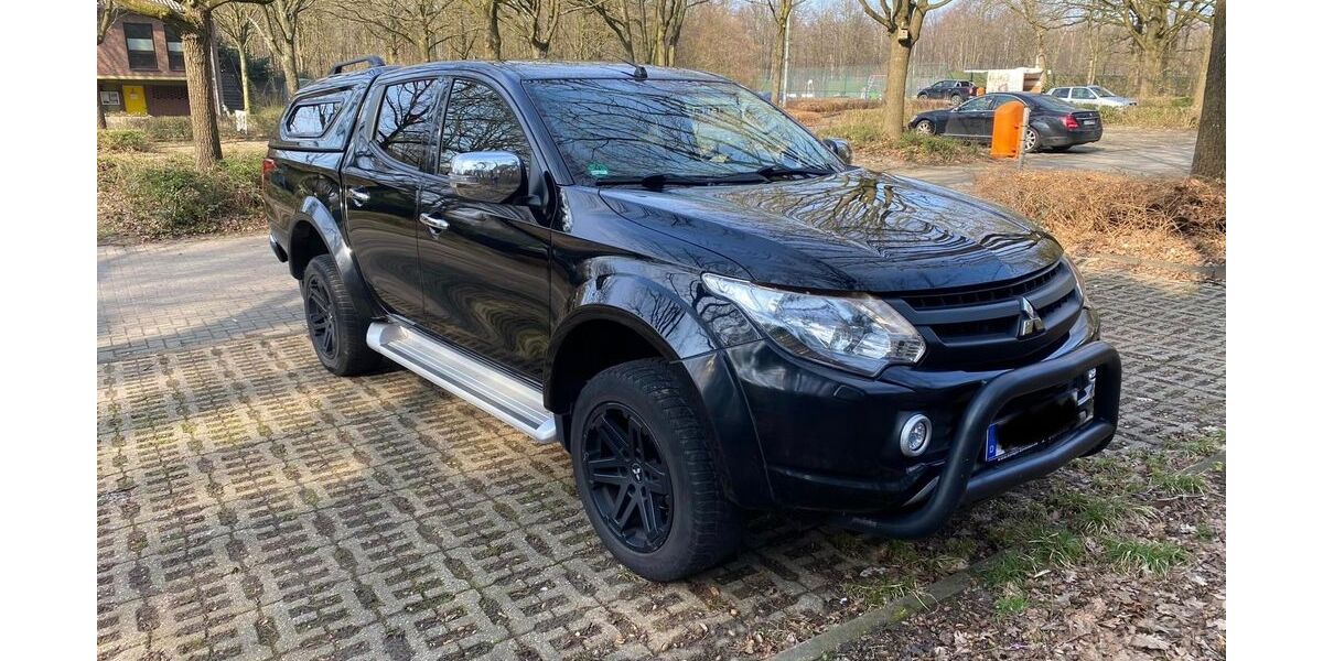 Mitsubishi L200 219.000 km 14.500 &euro; Dinslaken 46537
