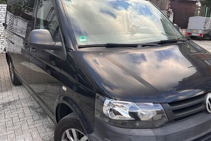 VW T5 Transporter 185.000 km 13.700 &euro; ESSEN 45326