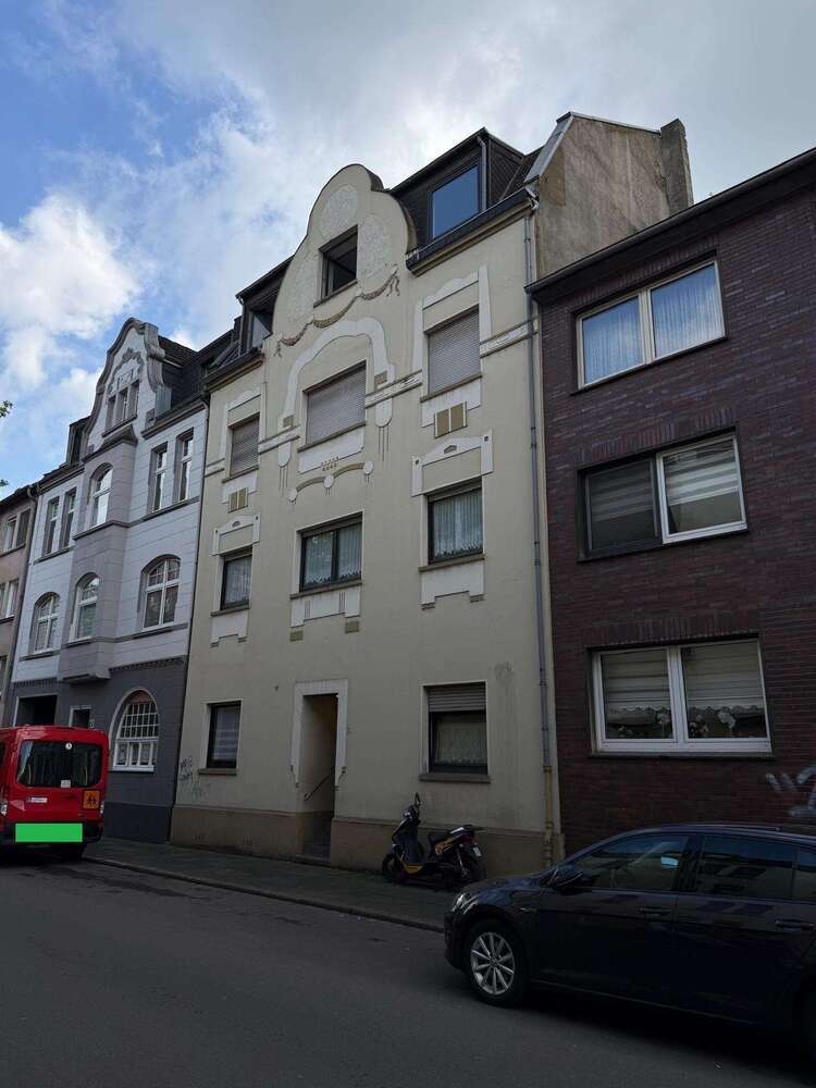 Haus zum Kaufen in Duisburg 295.000 € 282 m²