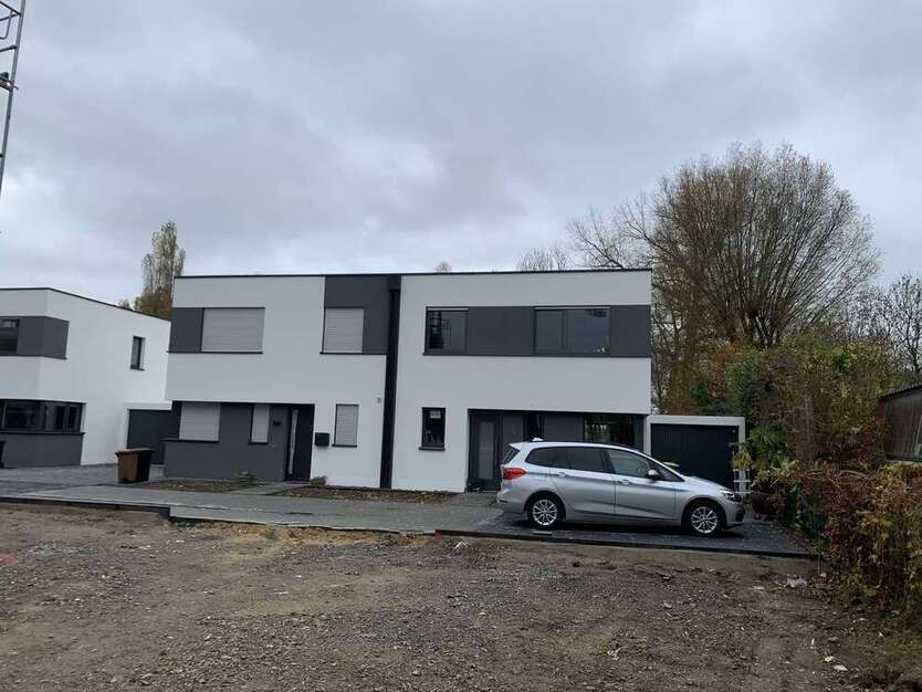 Haus zum Kaufen in Neuss - Holzheim 783.000 € 148 m²